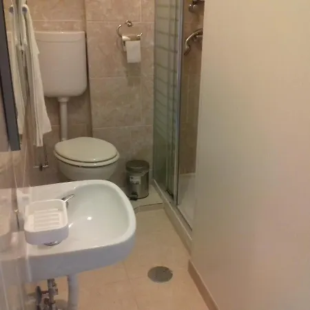 Fisher 46 Pensjonat Lizbona