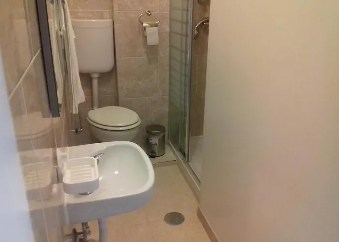 Fisher 46 ゲストハウス リスボン