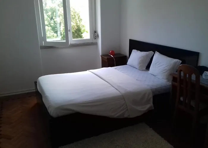 Fisher 46 ゲストハウス