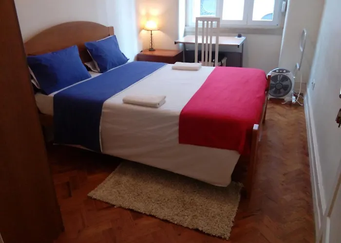 Fisher 46 ゲストハウス 2*